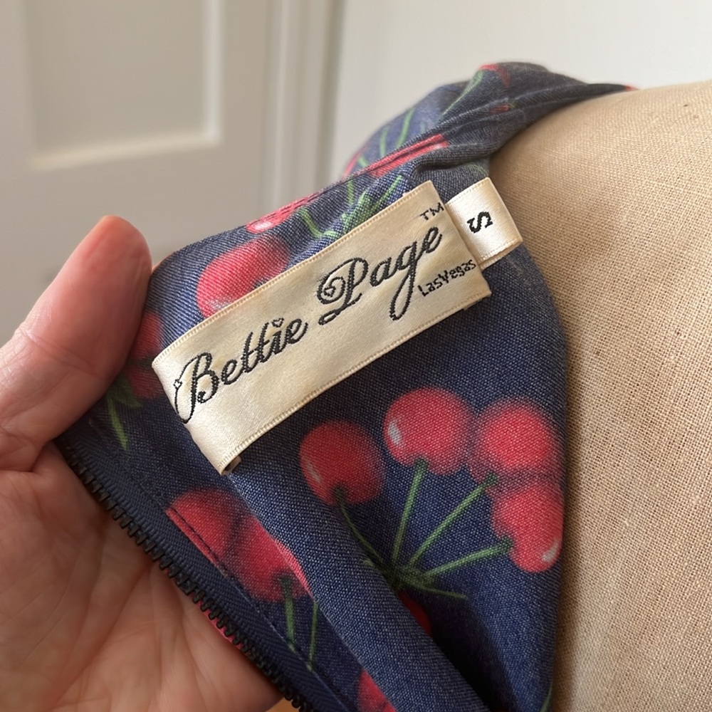 Bettie Page Las Vegas Blue Dress w Cherry Print and Pink Ribbons — Sz S - Picture 8 of 10